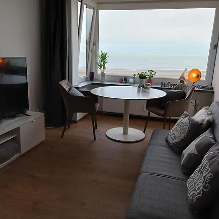 Met Prachtig Zeezicht Lejlighed *